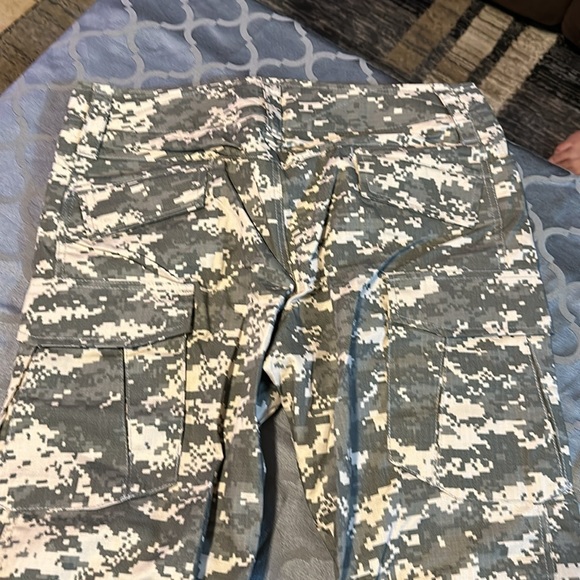 Carpenters pants with knee pads camouflage 10 pockets new size Large -Regular - Picture 13 of 15